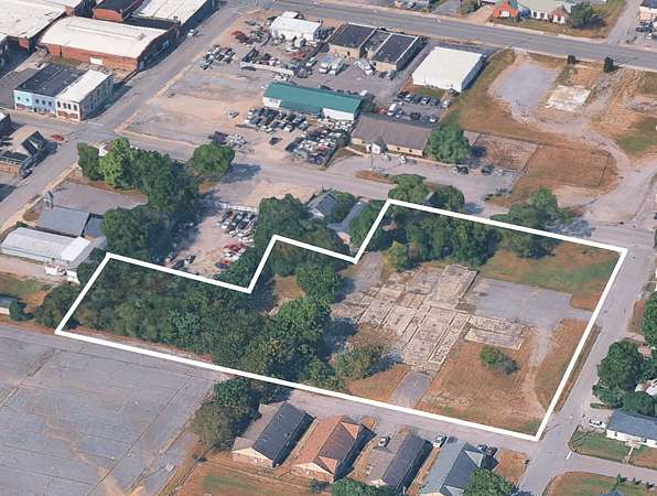 2.57 Acres of Mixed-Use Land for Sale in Lebanon, Tennessee