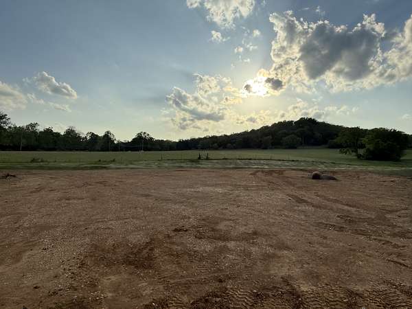 1 Acre of Residential Land for Sale in Hendersonville, Tennessee