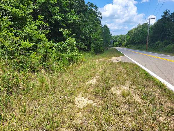 1.12 Acres of Residential Land for Sale in Holladay, Tennessee