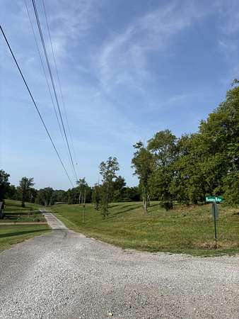 1.22 Acres of Residential Land for Sale in Pulaski, Tennessee