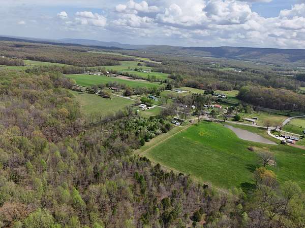 3 Acres of Residential Land for Sale in Hillsboro, Tennessee