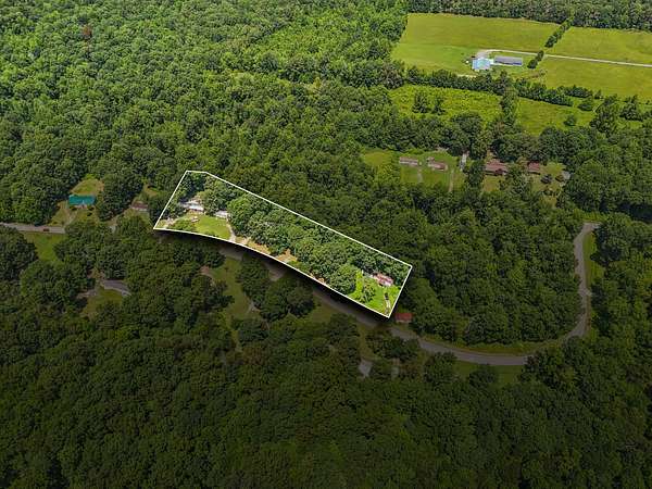 2 Acres of Residential Land for Sale in Manchester, Tennessee