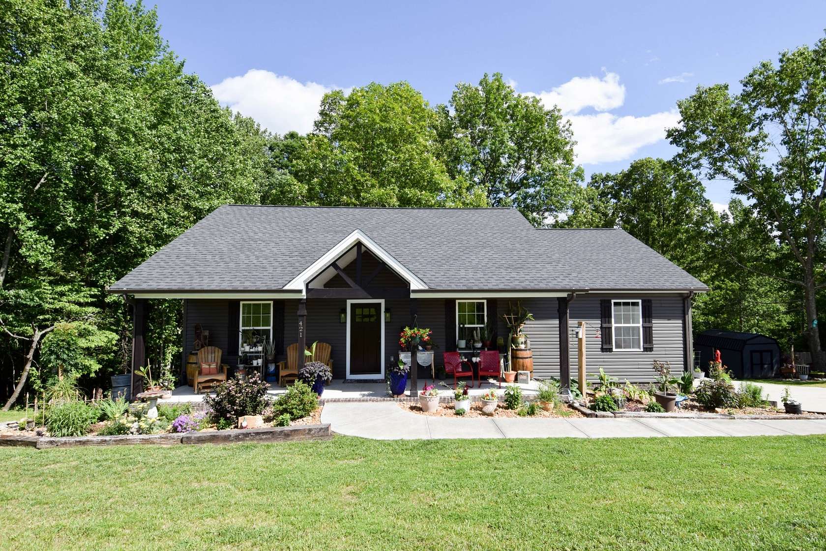 2.53 Acres of Land with Home for Sale in Westmoreland, Tennessee