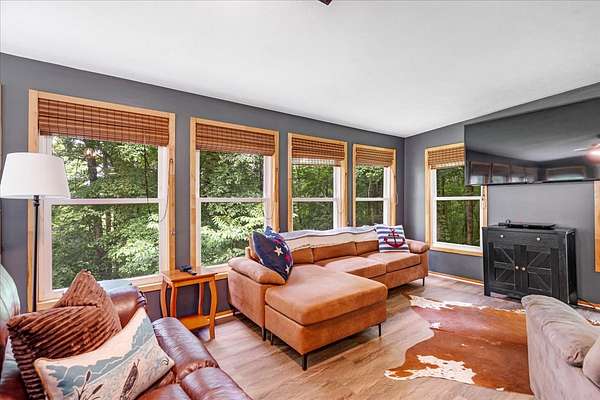 2.57 Acres of Residential Land with Home for Sale in Winchester, Tennessee