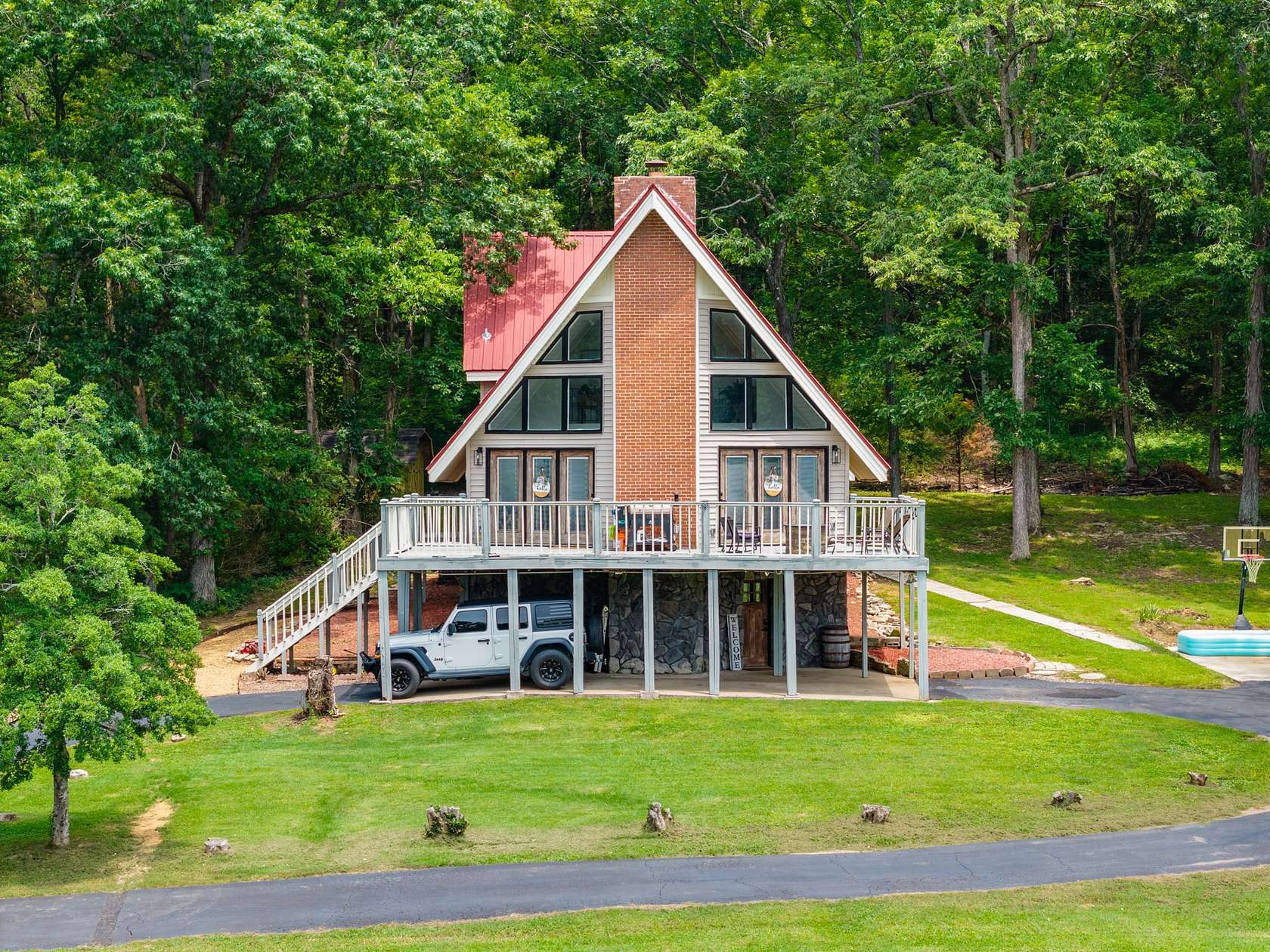 2 Acres of Residential Land with Home for Sale in Fayetteville, Tennessee