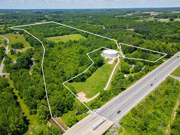 73.7 Acres of Recreational Land & Farm for Sale in Springfield, Tennessee