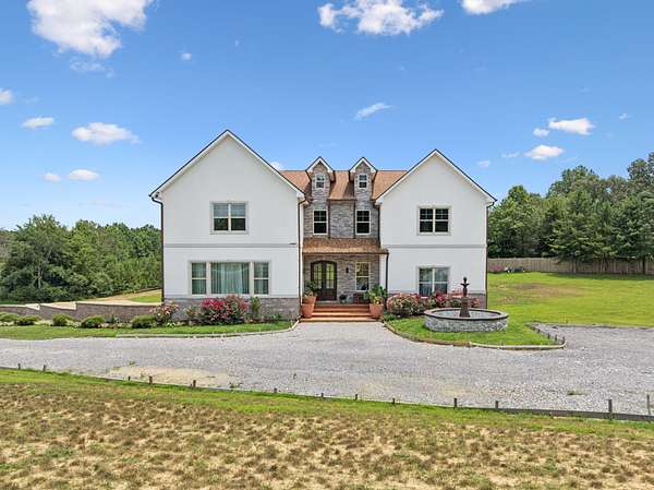 4 Acres of Residential Land with Home for Sale in Smithville, Tennessee