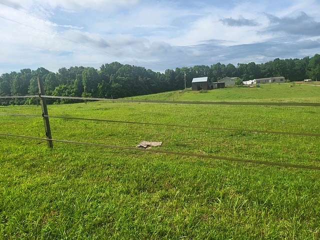 0.75 Acres of Residential Land for Sale in McMinnville, Tennessee