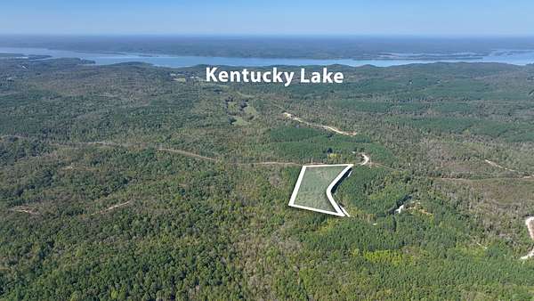 18 Acres of Land for Sale in Waverly, Tennessee
