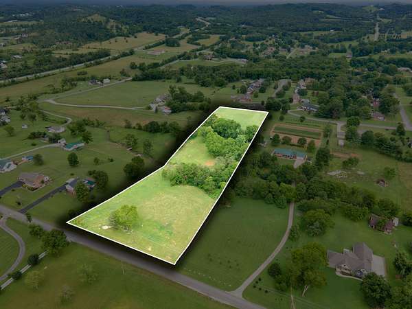 5.52 Acres of Residential Land for Sale in Columbia, Tennessee
