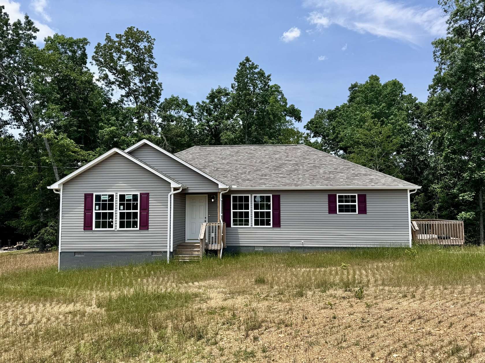 1.9 Acres of Residential Land with Home for Sale in Lawrenceburg, Tennessee