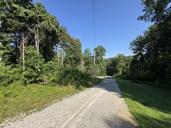 5 Acres of Land for Sale in Cumberland Furnace, Tennessee