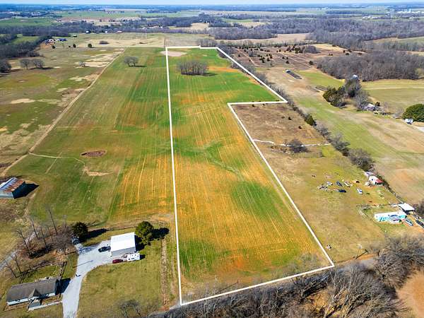 29.4 Acres of Agricultural Land for Sale in Cedar Hill, Tennessee