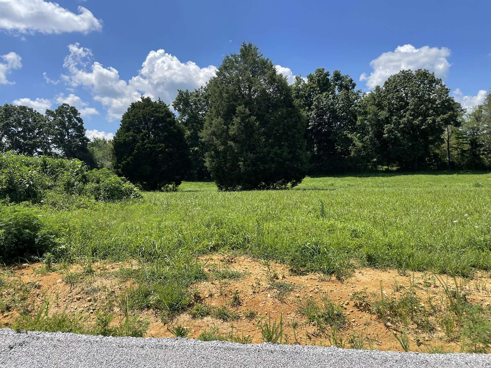 1.25 Acres of Residential Land for Sale in Summertown, Tennessee