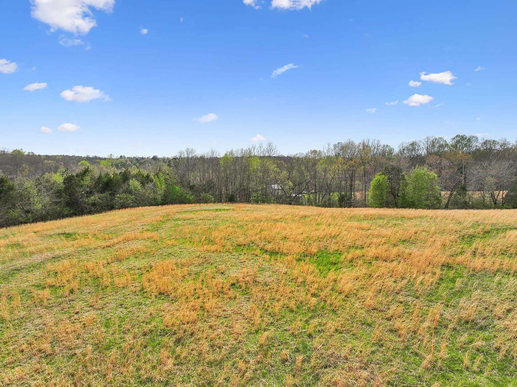 8.69 Acres of Land with Home for Sale in Fairview, Tennessee