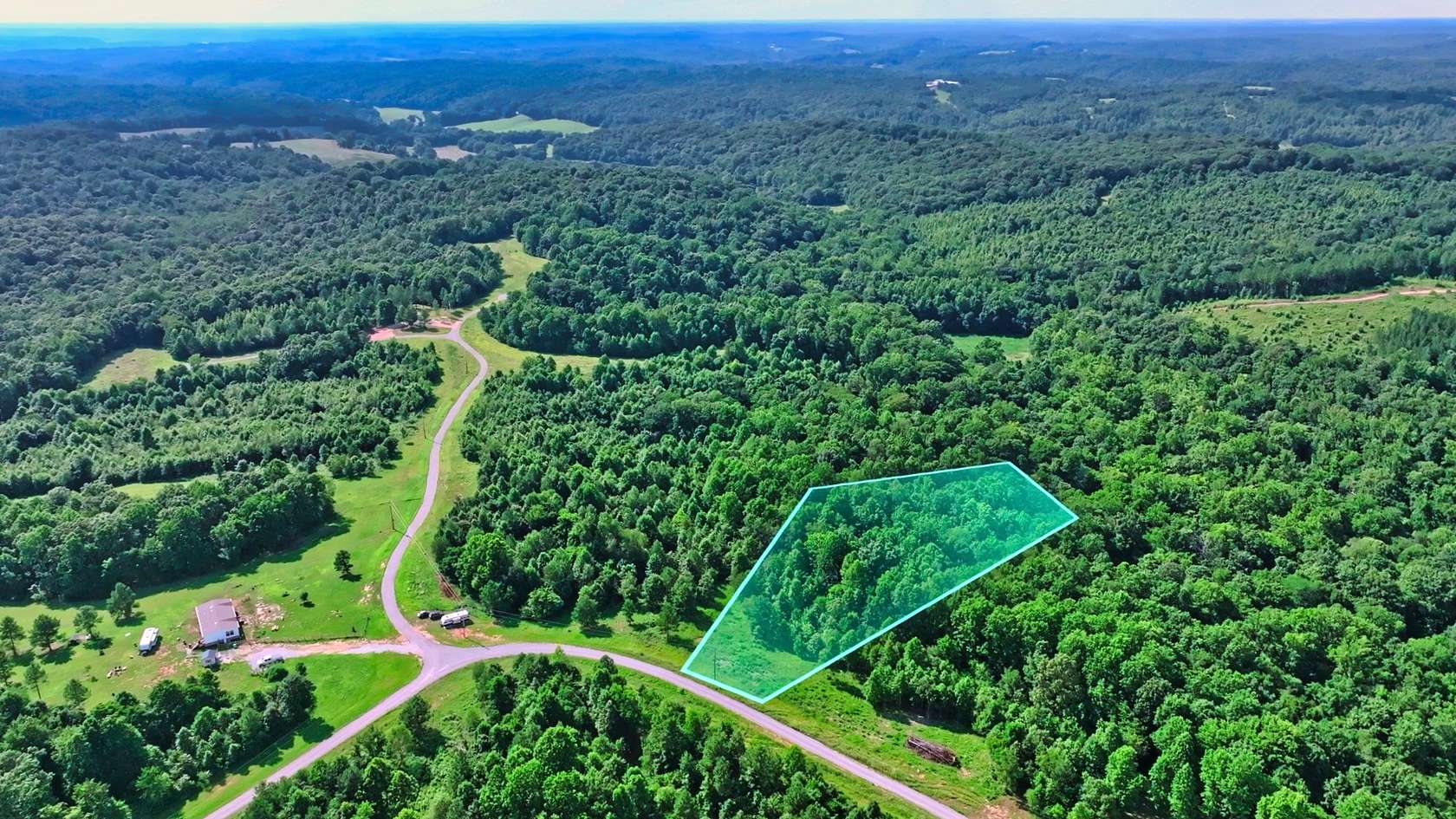 3 Acres of Residential Land for Sale in Indian Mound, Tennessee