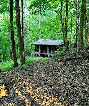 6 Acres of Residential Land with Home for Sale in Gainesboro, Tennessee