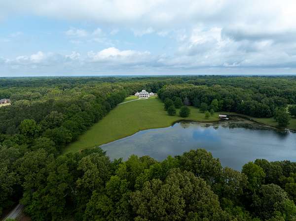 138 Acres of Land with Home for Sale in Eads, Tennessee