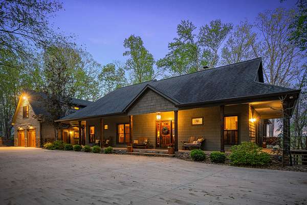 5 Acres of Residential Land with Home for Sale in Smithville, Tennessee