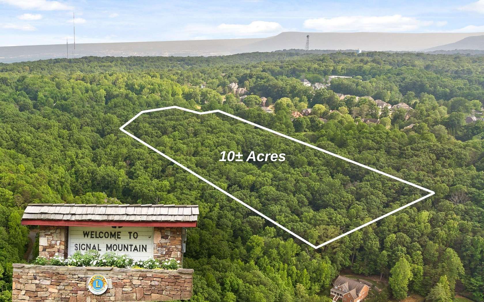 10 Acres of Land for Sale in Signal Mountain, Tennessee
