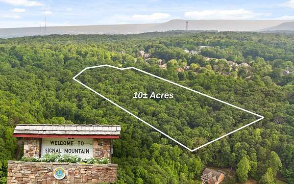 10 Acres of Land for Sale in Signal Mountain, Tennessee