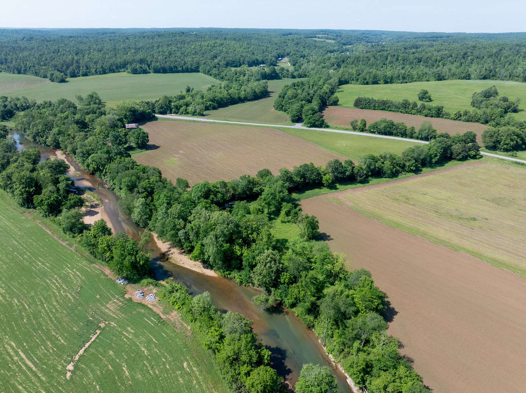 322 Acres of Agricultural Land for Sale in Erin, Tennessee