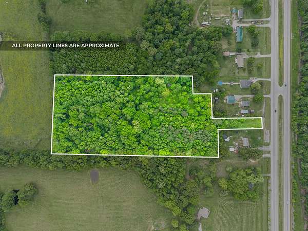 10.6 Acres of Land for Sale in Indian Mound, Tennessee