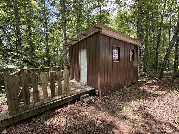 1 Acre of Residential Land for Sale in Westpoint, Tennessee