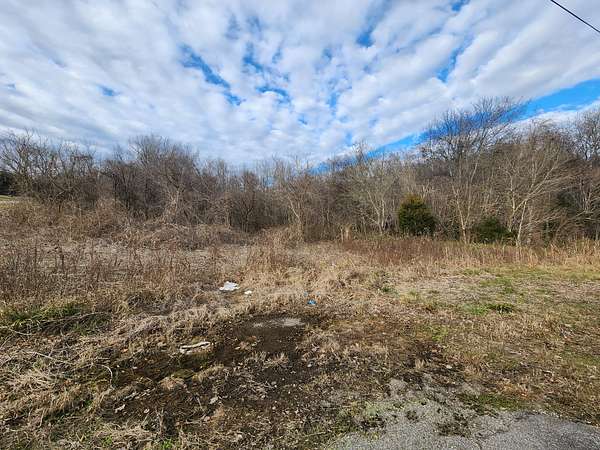 1.4 Acres of Land for Sale in Palmyra, Tennessee