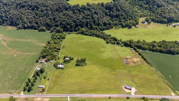 25 Acres of Agricultural Land for Sale in Lawrenceburg, Tennessee