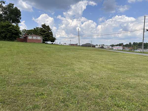 1 Acre of Commercial Land for Sale in McMinnville, Tennessee