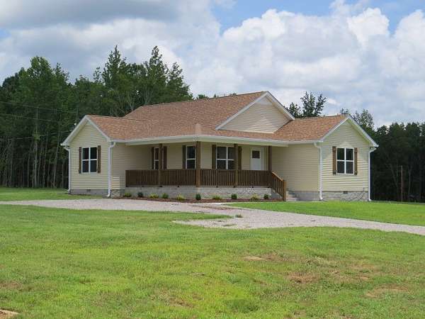 1.78 Acres of Residential Land with Home for Sale in Goodspring, Tennessee