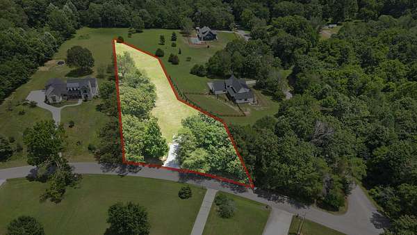 1.5 Acres of Residential Land for Sale in Burns, Tennessee