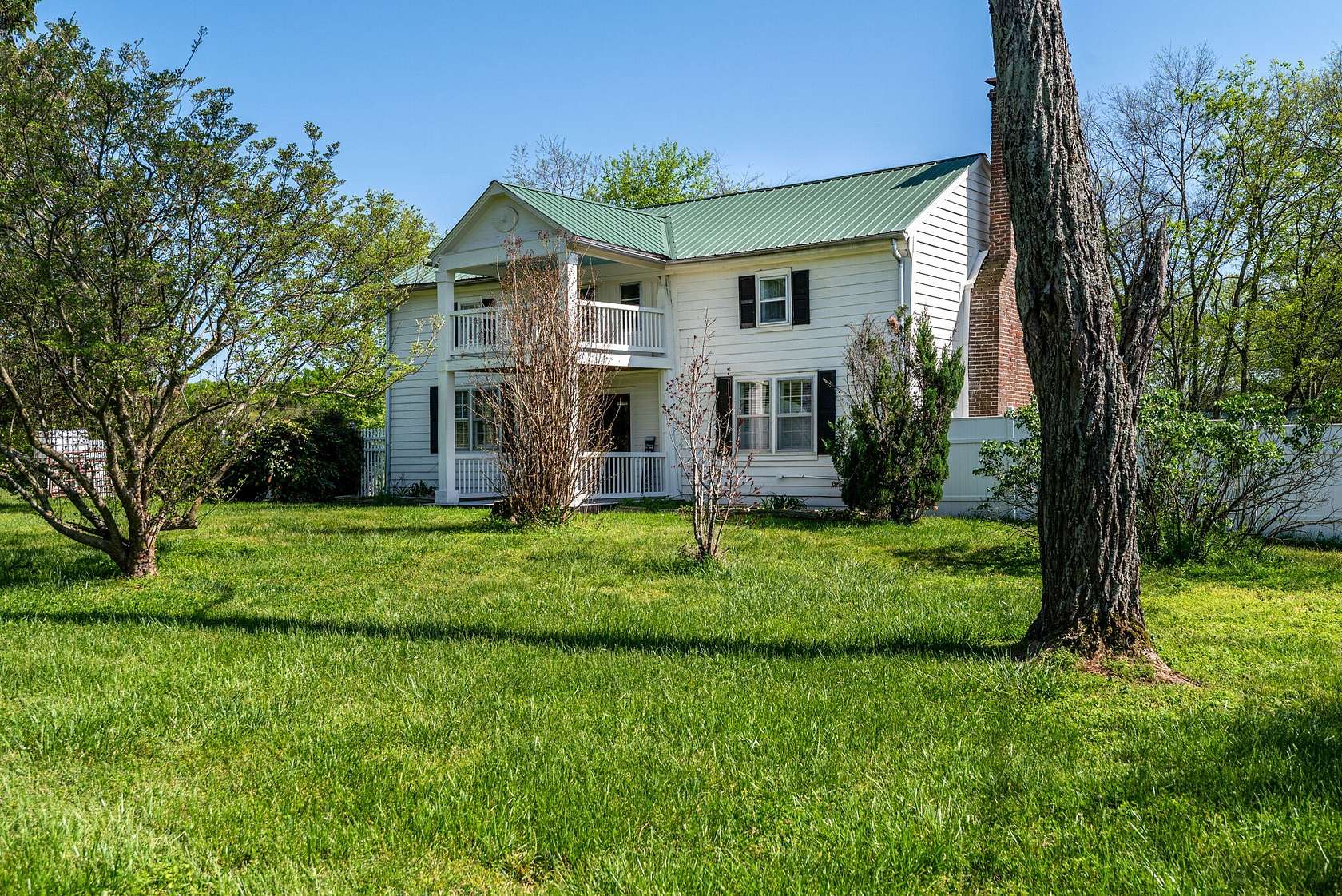 11.4 Acres of Land with Home for Sale in Lebanon, Tennessee