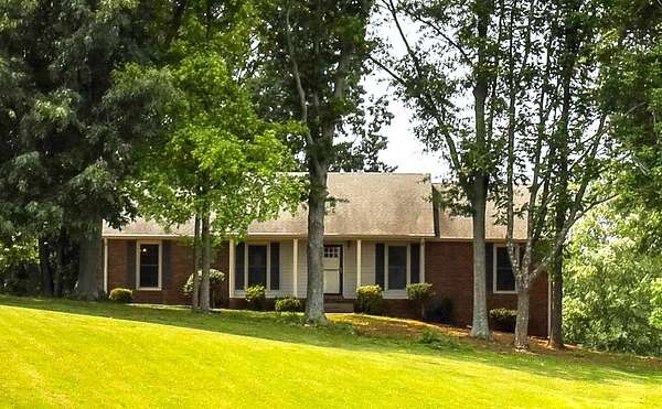 8.87 Acres of Land with Home for Sale in Springfield, Tennessee