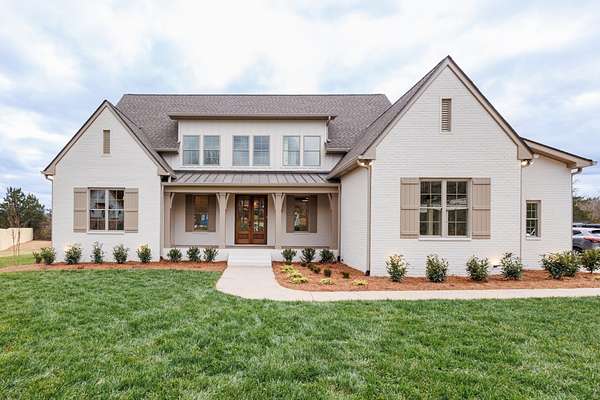 5.6 Acres of Land with Home for Sale in Franklin, Tennessee