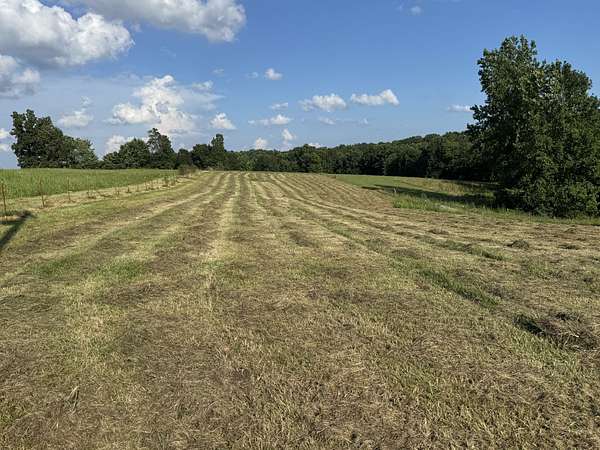 1 Acre of Residential Land for Sale in Lafayette, Tennessee