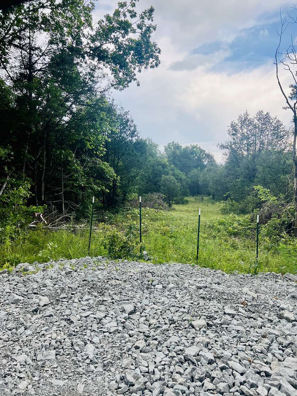 19 Acres of Land for Sale in Readyville, Tennessee