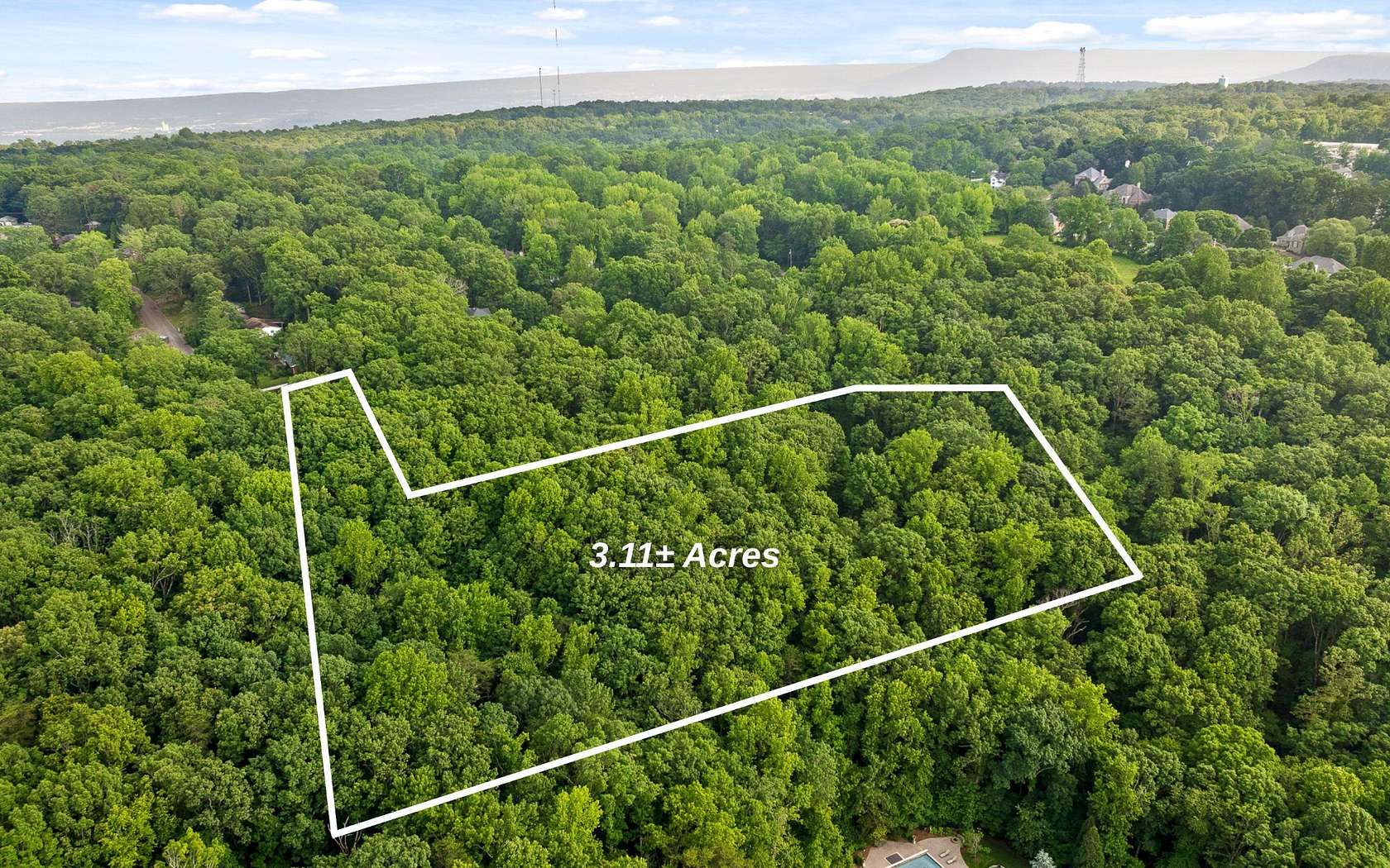 3.1 Acres of Residential Land for Sale in Signal Mountain, Tennessee