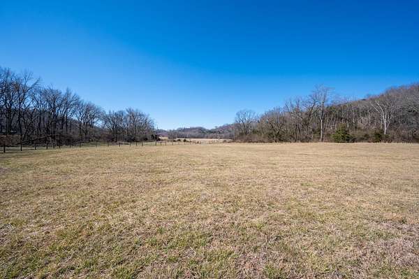 5 Acres of Residential Land for Sale in Bell Buckle, Tennessee