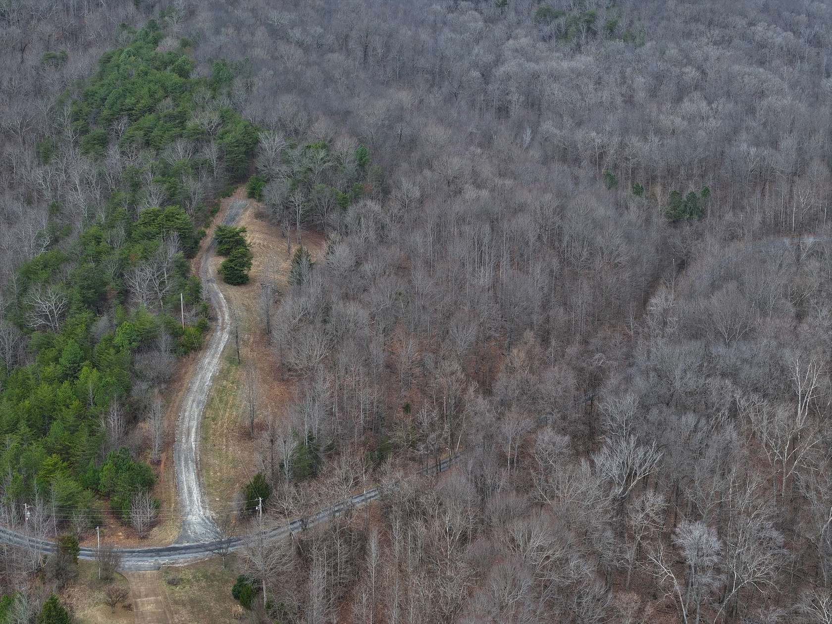 0.95 Acres of Residential Land for Sale in Dover, Tennessee