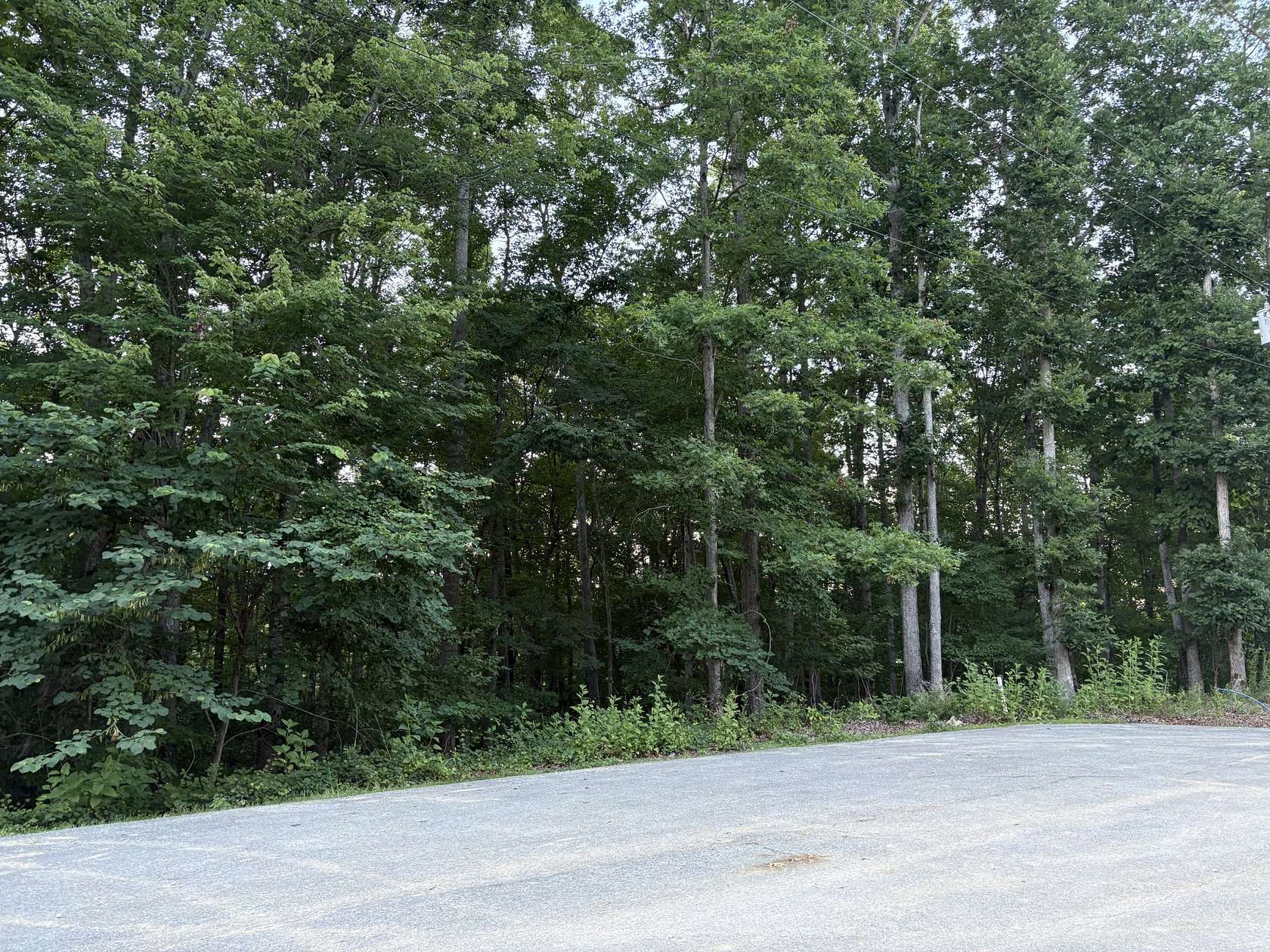 2.6 Acres of Residential Land for Sale in Sparta, Tennessee