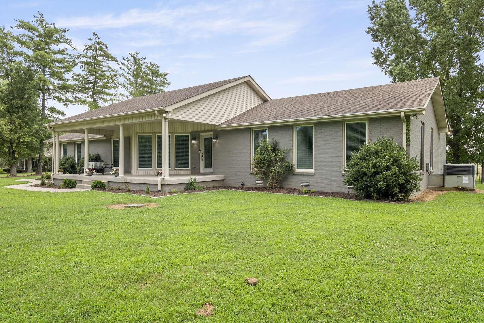 6.13 Acres of Residential Land with Home for Sale in Lebanon, Tennessee