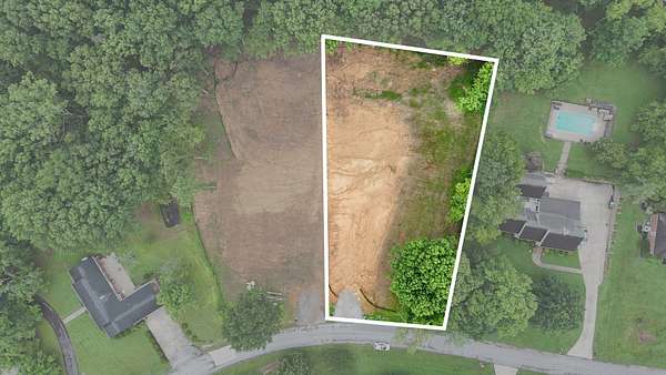 0.87 Acres of Residential Land for Sale in Lewisburg, Tennessee