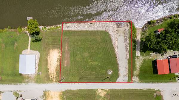 0.4 Acres of Residential Land for Sale in Clifton, Tennessee