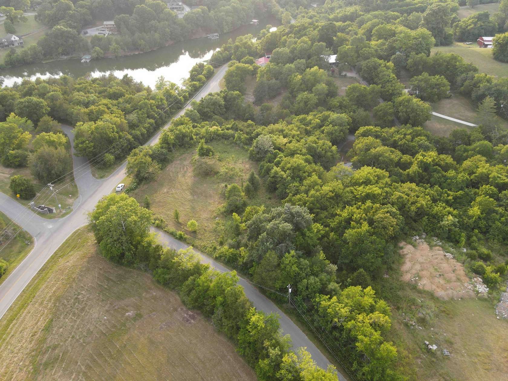 2.33 Acres of Residential Land for Sale in Gallatin, Tennessee