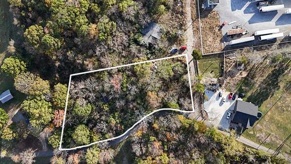 1.24 Acres of Residential Land for Sale in Lebanon, Tennessee