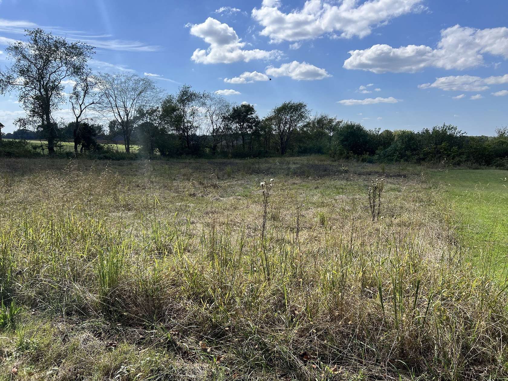 2.24 Acres of Residential Land for Sale in Greenbrier, Tennessee