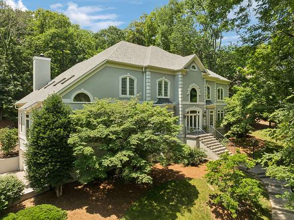 2 Acres of Residential Land with Home for Sale in Brentwood, Tennessee