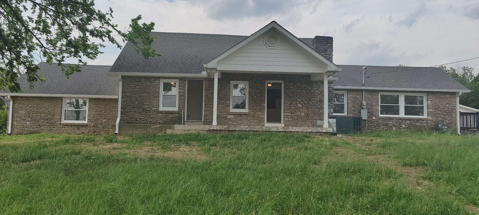 3.12 Acres of Improved Mixed-Use Land for Sale in Hendersonville, Tennessee